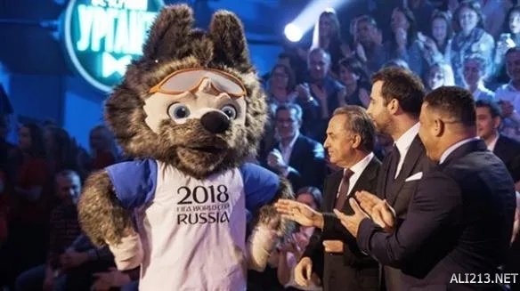 2018年世界杯吉祥物揭晓：它竟是这样的一只小狼！