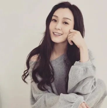 张韶涵新歌疑似回应范玮琪,这俩“姐妹”感情比电视剧还精彩,怎么回事?