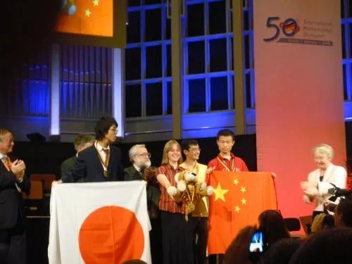 北大回应韦东奕走红网络,传说中的“韦神”到底是谁?