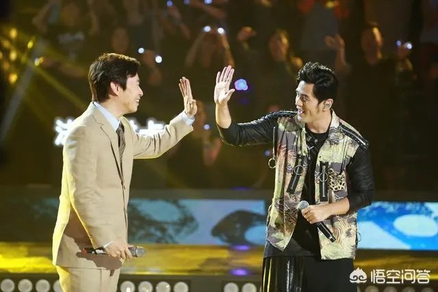 如何看待费玉清正式封麦？