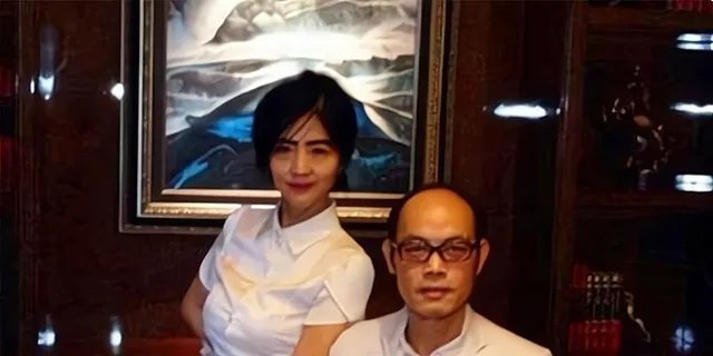 《非诚勿扰》51岁阿姨牵手小17岁男子，8年后怎样了？