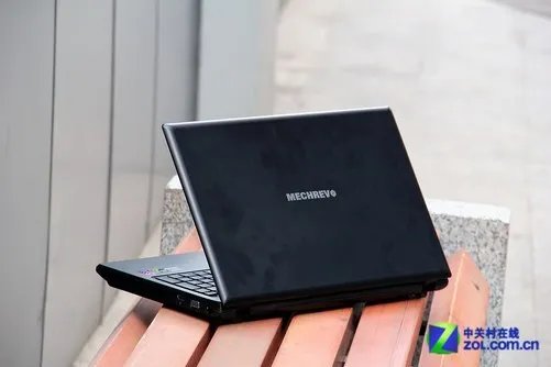 GTX860M独显配固态 机械革命MR X5评测