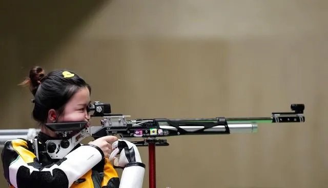 如何评价杨倩逆转夺得东京奥运会首金？