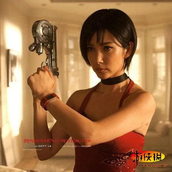 《生化危机5》首映观感 李冰冰打酱油被摸大腿