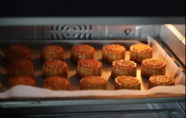 最近都出现了哪些月饼“翻车”事件？