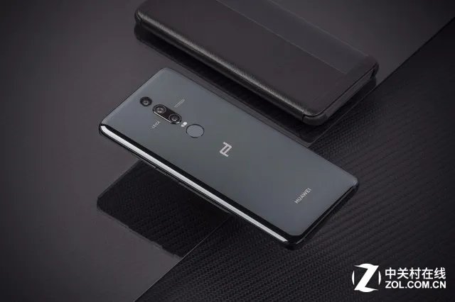 华为MateRS保时捷设计 这样才能