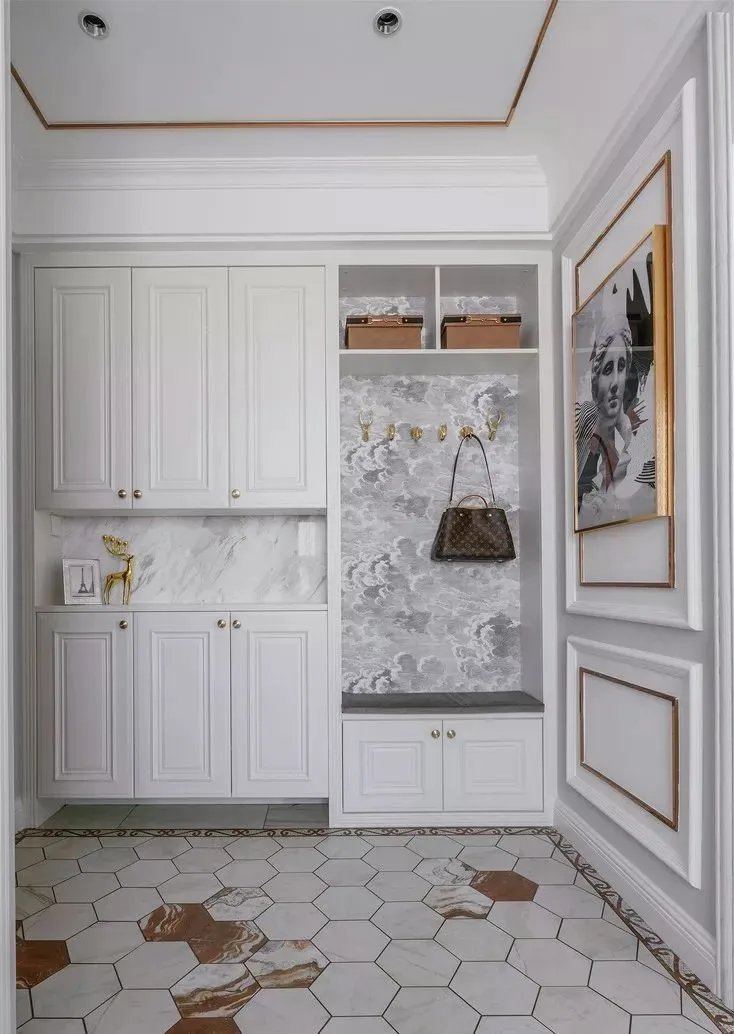 衣帽间装修效果图：衣帽间这么设计，你还能再放200件！