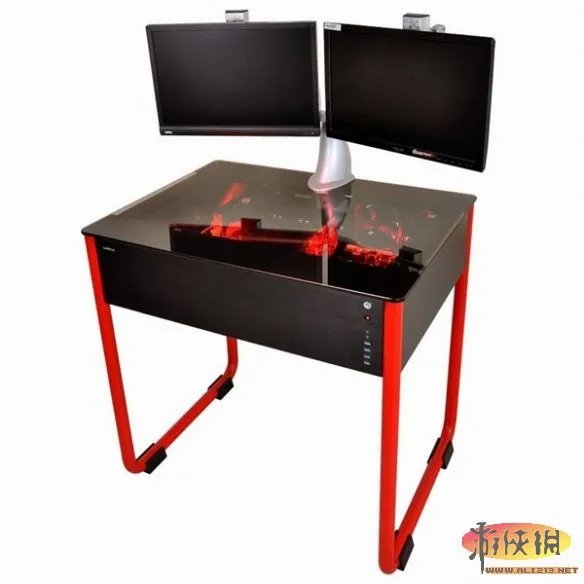 主机藏在抽屉里 真正的“桌面级”PC机箱诞生!