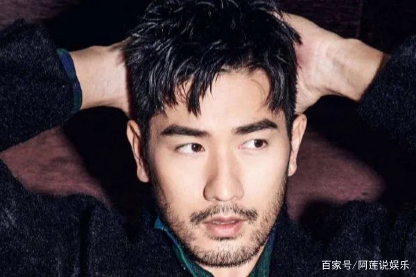 高以翔去世一年,女友Bella拿下名表代言,为什么会引发网友争议?