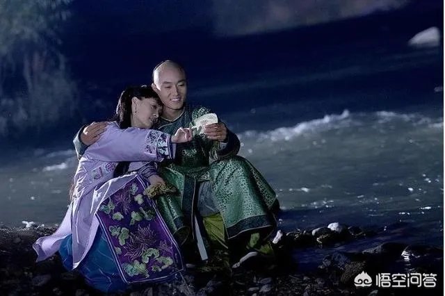 《甄嬛传》里有哪些情节，是你刷第二三遍才会看明白的？