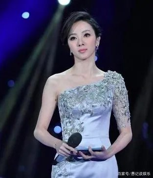 被“嫁”60岁老头后，李思思落泪数次，为什么？