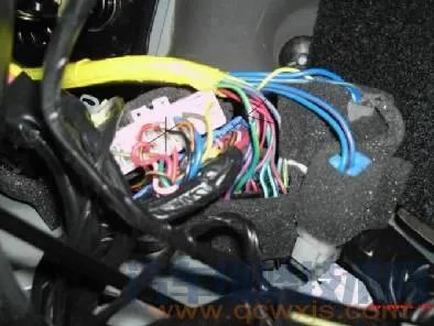 汽车防盗器线路安装接线大全(图解)