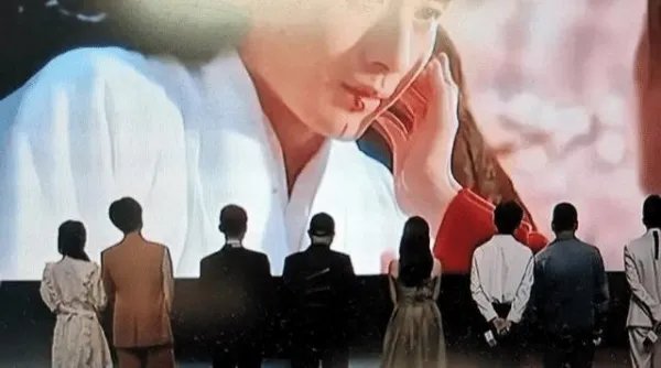 成毅到底是怎么了?为啥掉了数万粉,还没骂上了热搜?