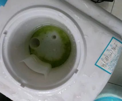 饮水机又一投毒事件 少年饮水机投毒