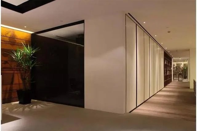 只有极简风才能hold住的豪品别墅,既美又有品!