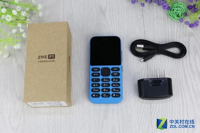 不服?待个机! 21克F1老人手机评测