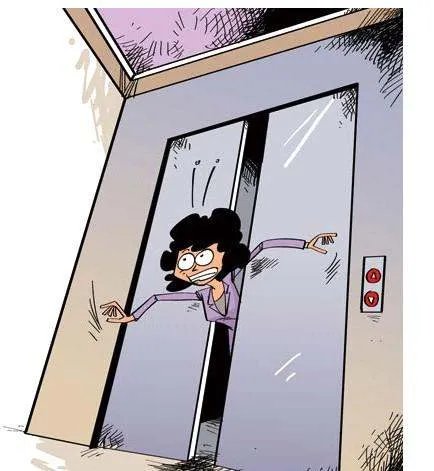 睢县64岁老人坐电梯致死一事,究竟该谁负责?