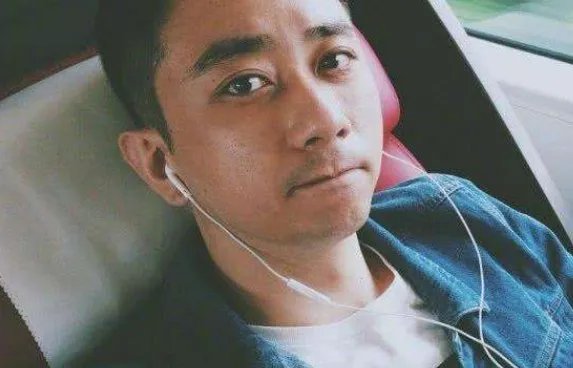 看了王自健被妻子家暴细节，为何很多人都说“喜剧的内核是悲剧”？