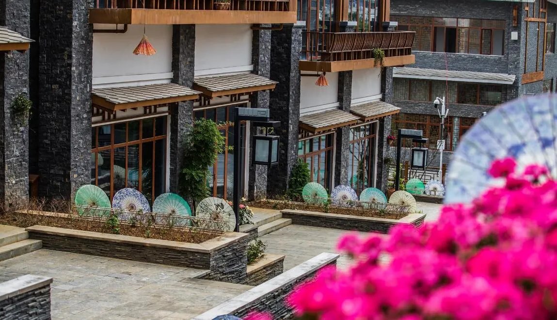 安顺山里江南的蝶恋花海的花田有多大？好看么？