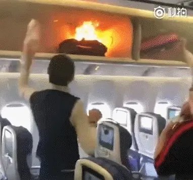 南航客机上的充电宝为什么会突然起火？