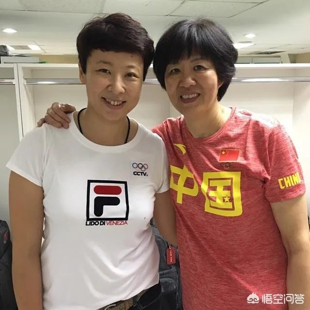 2018排超联赛颁奖典礼，中国女排主帅郎平为什么不参加？