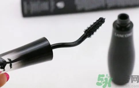 兰蔻天鹅颈睫毛膏怎么用?兰蔻天鹅颈睫毛膏使用方法