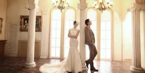 上海唯一视觉婚纱摄影好吗 夏天拍婚纱照穿什么婚纱