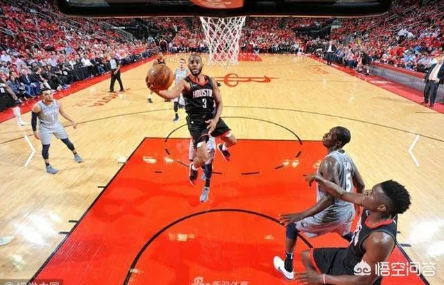 周琦职业生涯第一场季后赛得到2分1篮板怎么评价？