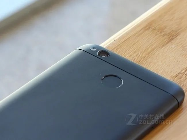 小米4x 红米4X 香槟金 3+32G 双卡双待手感舒适 京东优爱特手机专营店869元销售中