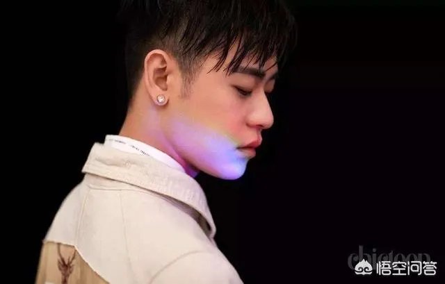 如何评价德云社张云雷道歉一事?(更多影视资讯请关注我)?