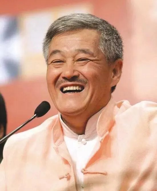 对东北农村子弟来说,学二人转表演是一条出路吗?