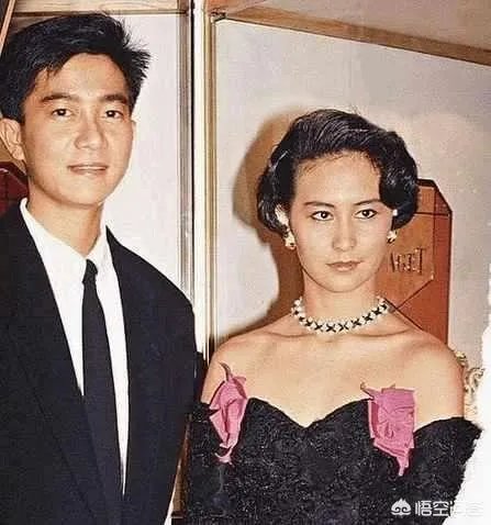 何猷君何超莲互相取关,为何遭疑正式“开撕”,你怎么看此事?