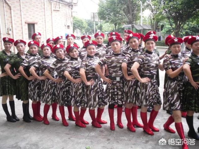 有哪些搞笑又简单的舞蹈值得推荐？