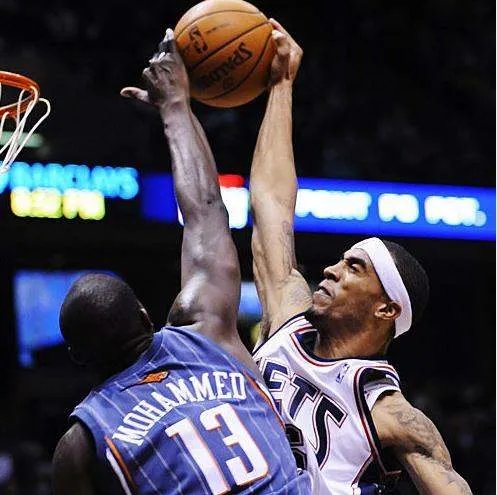 康特尼·李的人物评价