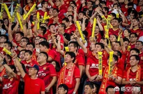 恒大集团为什么会买球票送球衣呢？