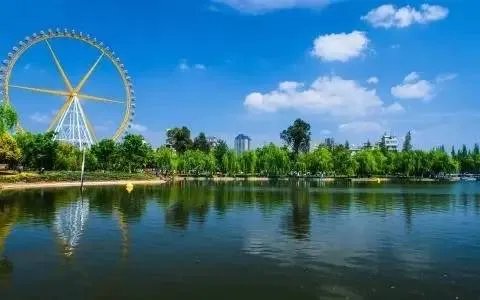 昆明在美留学生公开演讲：美国空气又香又甜！家乡空气差，昆明为自己正名！