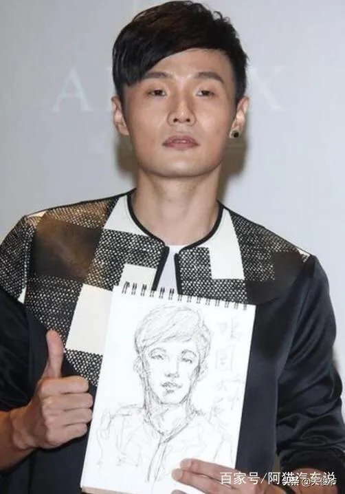 李荣浩回应选歌质疑，拒绝区别对待，音乐是否存在“高低贵贱”？