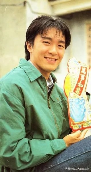 周星驰和周杰伦谁的成就高