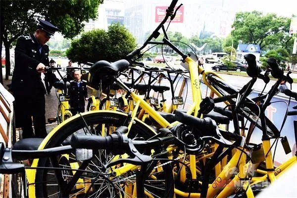 为什么共享单车接连倒闭？