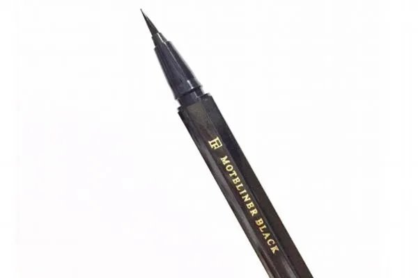 什么牌子的眼线笔好用持久 十大眼线笔品牌排行榜