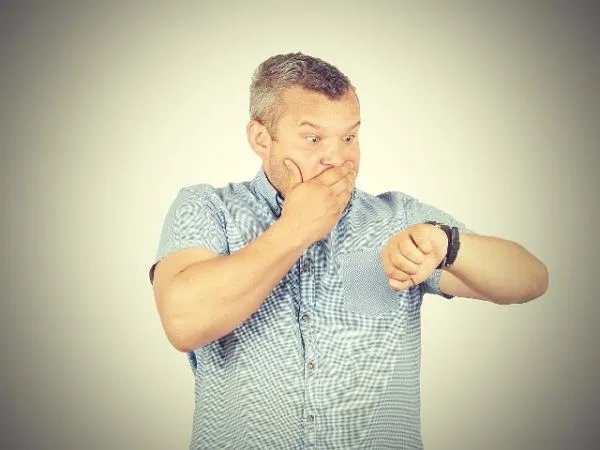 老人吸烟被劝猝死案劝烟者二审无责，你见的熊老人有多熊？