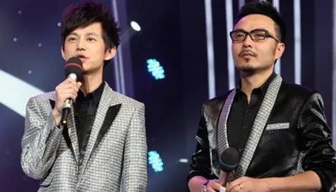 何炅为什么力挺快男?