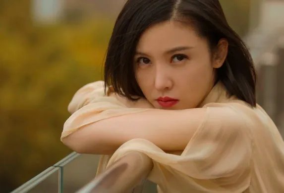 杨子姗在什么节目上因为洁癖焦虑哭了？