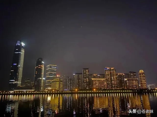 为什么福建泉州酒店会倒塌？