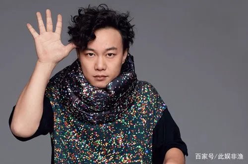 吴彦祖陷秃顶危机，黄晓明最意外， 5位遭遇“头发危机”的男明星都有谁？