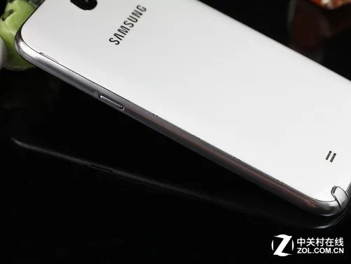 评论过万 京东好评率最高的八款手机推荐