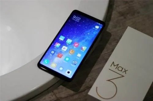 小米max3和小米8有什么区别对比评测