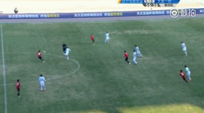 足协杯第4轮，哪个场次或球员的犯规镜头最触目惊心？