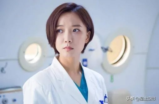 前几年爆红的王珞丹，怎么最近都没什么作品？退圈了吗？