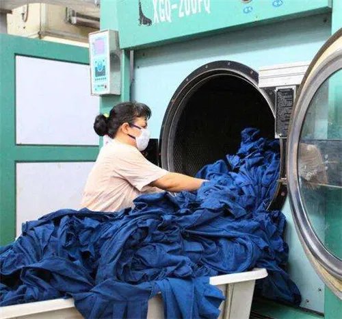 专业的清洗窗帘公司有哪些 窗帘清洗怎么收费标准